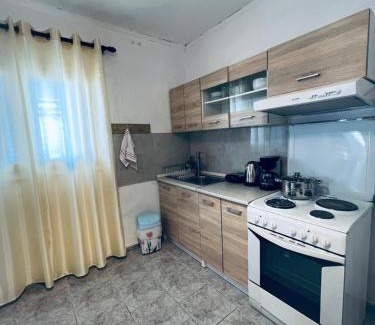 Avdira Casa | Budget Family House