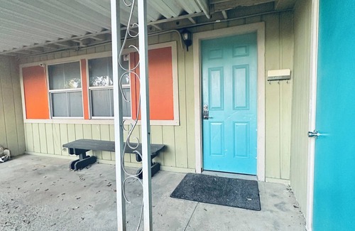 Shearer Hills - Ridgeview Casa | Budget Friendly, Everything Nearby, Quiet, Safe & Specious Home, 1Bed/1Bath.