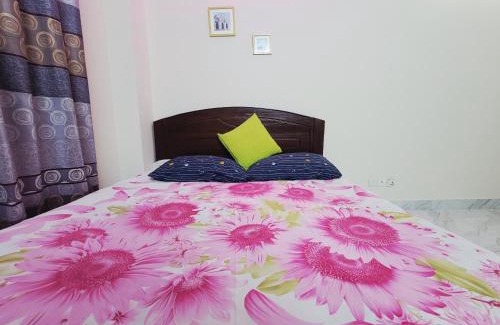 Basundhara Residential Area Casa | Budget Friendly Lovely Couple Room