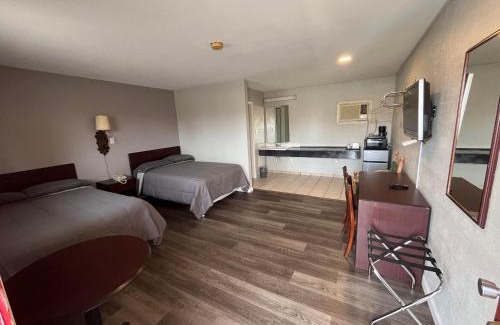 Mena Hotel | Budget Inn of Mena