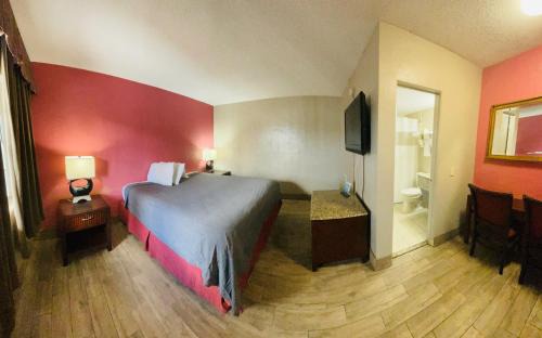 United Central Hotel | Budget Inn - St. Petersburg