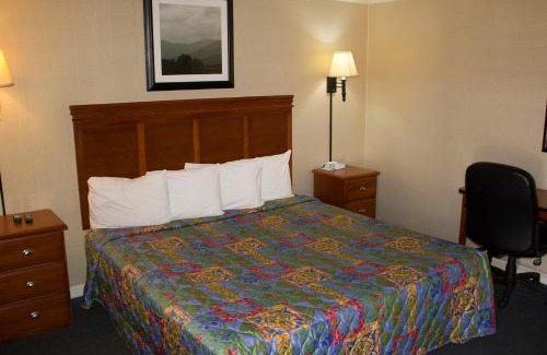 Luray Hotel | Budget Inn