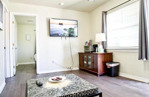 Central Oklahoma City Casa | Budget Okc Studio Near Zoo & Science Museum #tb