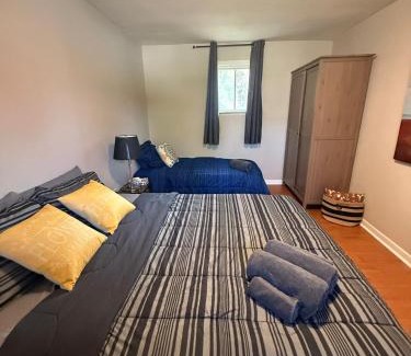 Vaughan Casa | Budget Stay For Travellers to Canada Wonderland,Toronto