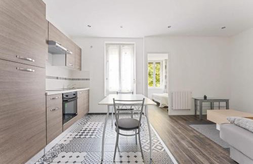 Charleville-Mezieres Apartamento | Budget Studio avec Parking