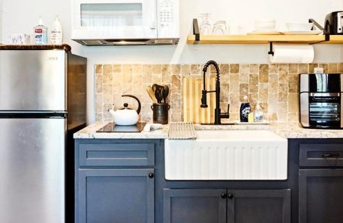 Central Oklahoma City Casa | Budget Studio Near Paseo Art & Uptown Okc #03b