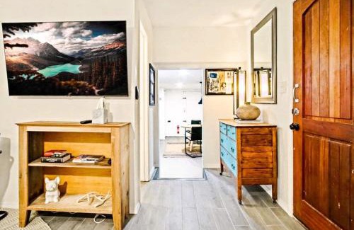 Central Oklahoma City Casa | Budget Studio Rainfall Shower Pet-friendly #c2