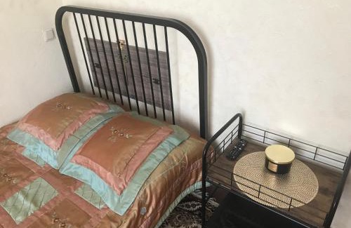 Zolitude Cama Y Desayuno | Budzet room 5 minutes from the airport Riga