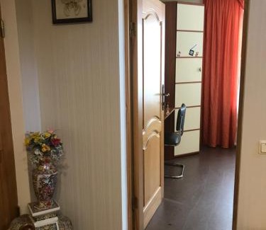 Zolitude Cama Y Desayuno | Budzet room 5 minutes from the airport Riga