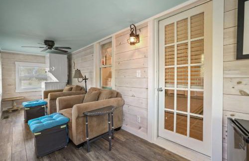 Chincoteague Casa | Bue Crab Bungalow - Charming in-town cottage!