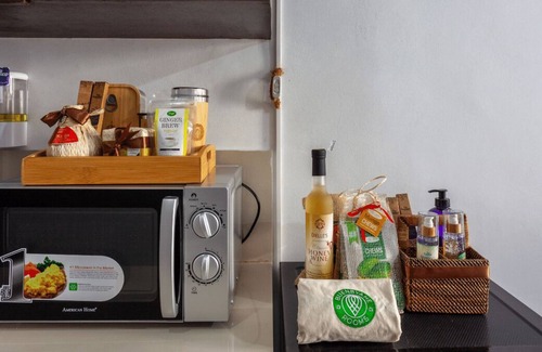Highway Hills Apartamento | Buenbyahe Rooms F Residences near Edsa