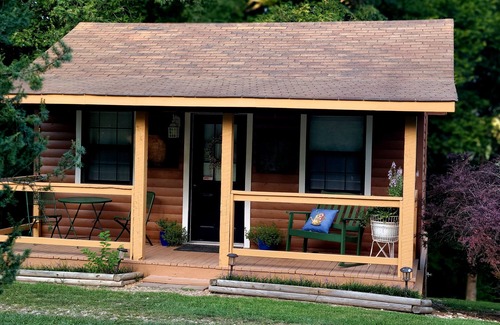 Harriet Cabina | Buffalo River Relaxation and Couple's refresh! Float. Swim, Fish, and Hike!