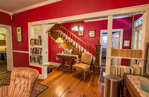 West Jefferson Cama Y Desayuno | Buffalo Tavern Bed & Breakfast