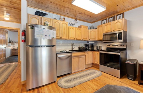 Fall River Estates Condominio | Bugle Pointe B04 (NO HT)