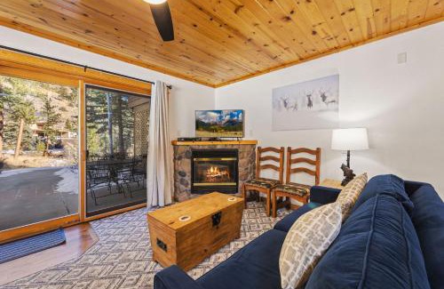 Fall River Estates Apartamento | Bugle Pointe B08 by Estes Park Condos
