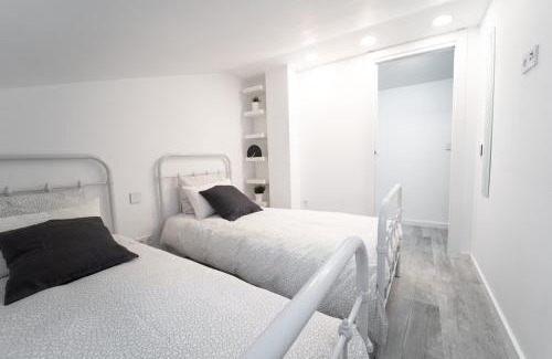 Comillas Apartamento | Buhardilla Comillas Beach Primera Línea de Playa, Wifi, Netflix