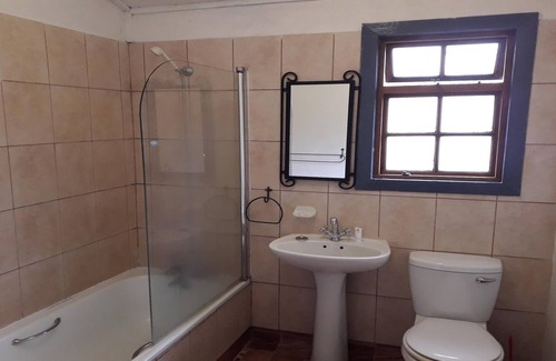 Lobamba Cabina | Buhleni Farm & Chalets