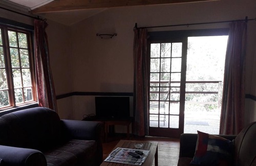 Lobamba Cabina | Buhleni Farm & Chalets