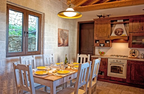 Katsimatika Villa | Villa mediterránea de piedra