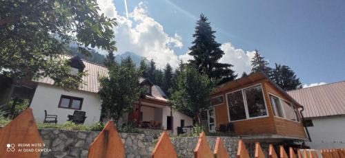 Valbone Casa | Bujtina Albjoni
