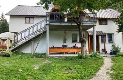 Valbone Casa | Bujtina Arturi