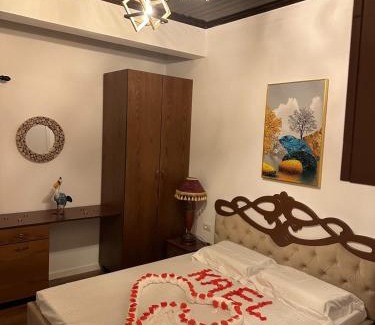 Librazhd Casa | Bujtina Kael