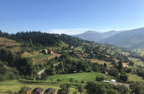 Montenegro Cabina | Bujtina Selimaj