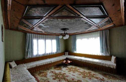 Mejë Cama Y Desayuno | Bujtina Zhaveli
