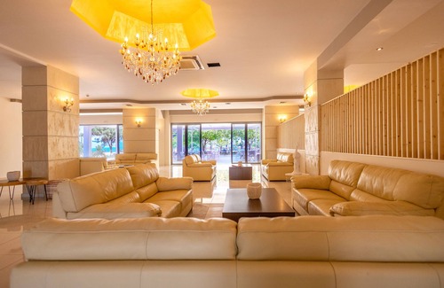 Messini Hotel | Buka Sandy Beach