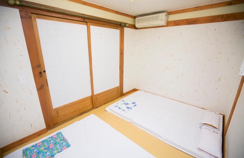 Gahoe-dong Casa | Bukchonmaru Hanok Guesthouse