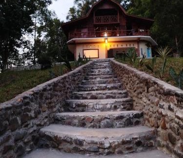 Bohorok Casa | Bukit Lawang Batu Kapal Rimba House