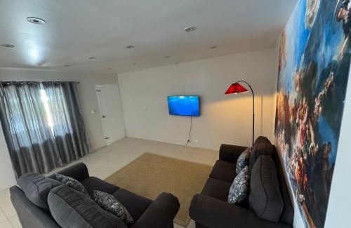 Nadi Apartamento | Bula Bliss 2-Bedroom Apartment with Mountain View - Nadi