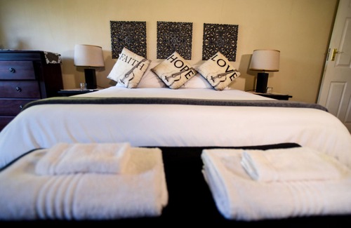 Hhohho Cabina | Bulembu Country Lodge