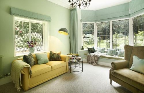 Eaton Mascott Casa | Bull Hollow Cottage