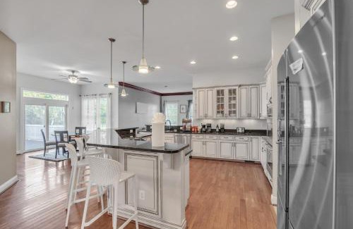 Haymarket Casa | Bull Run Estate- Luxury Retreat with Scenic Views home