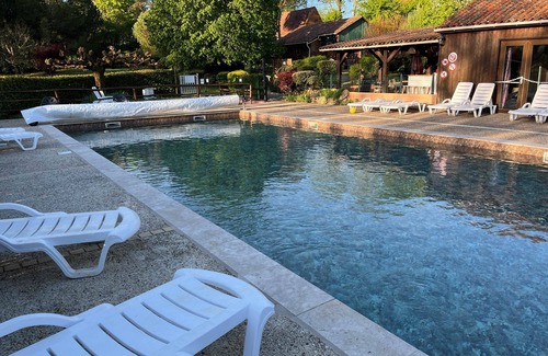 Saint-Avit-Senieur Chalet De Esquí | Camachuelo, Casa Rural en Dordoña