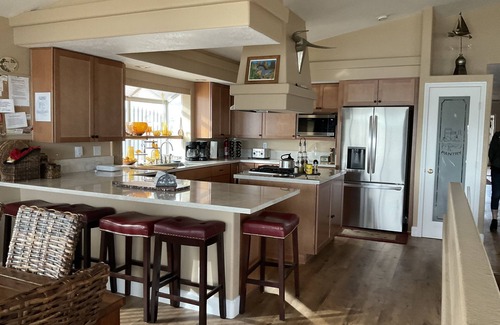 Bullhead City Casa | Sandy Beach, Alquiler y Bullhead City Riverfront 4 Dormitorio 3 Baños W / muelle privado