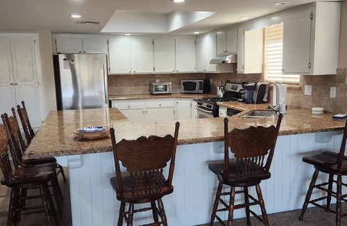 Holiday Shores Casa | Bullhead City, Waterfront Snowbird Special. Recently renovated.