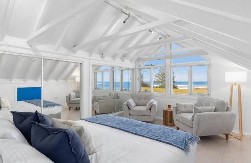 Bulli Casa | 'Bulli Escape' Bright Beachfront Stay & Scenic Views
