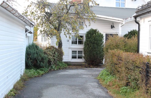 Lund Condominio | Bullseye Kristiansand Apartamento cerca de la ciudad, zoológico, playa. Jardín privado