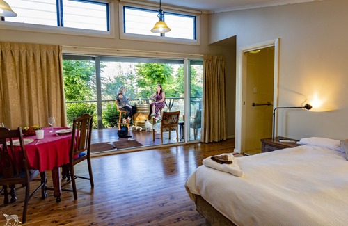 Cumboogle Casa | Bulwarra Accommodation - Heritage Studio