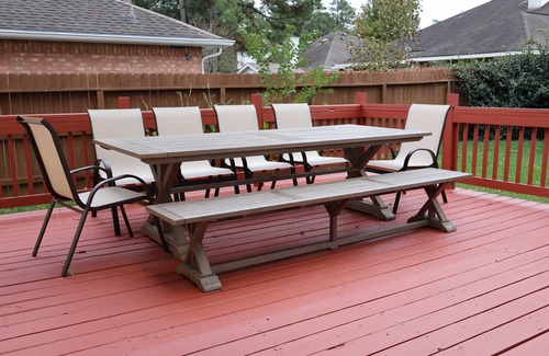 Atascocita Casa | Bumblebee Décor, 4 King Beds, near Bush/IAH Airport