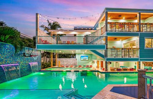 Marathon Casa | Bumpa's Big House