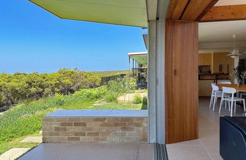 Sydney Casa | Bundeena Bush and Bird, Holiday Home