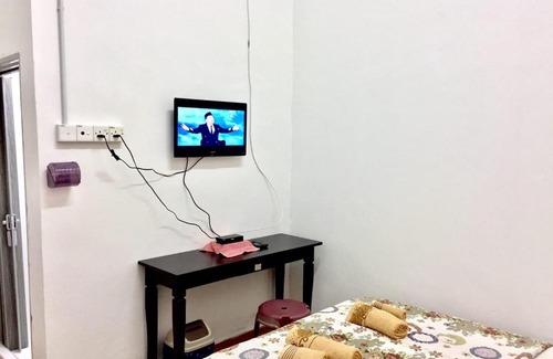 Kampung Lela Casa | Bunga Raya Guest House