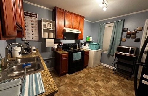 Dilworth Casa | {Bunga-YOLO} Fun and Games in CLT's Best Neighborhood. Hot Tub NEW and working!