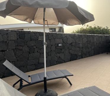 Urbanización Famara Casa | BUNGALOW APARTAMENTO SOL