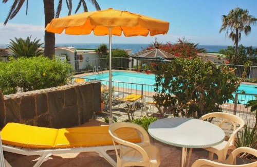 Playa del Aguila Apartamento | Bungalow Auf Einem Felsen Direkt Am Meer