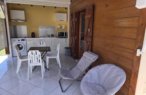 Le Moule Casa | bungalow Bô Sicrié