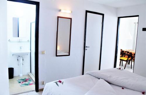 Kotu Apartamento | Bungalow Beach Hotel